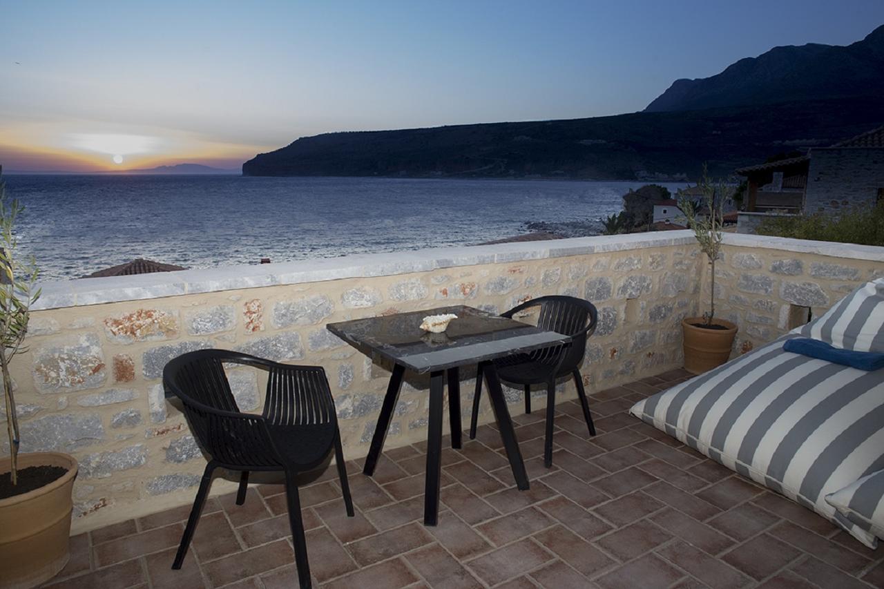 Limeni Inn Boutique Hotel Adults Only 12Plus Экстерьер фото